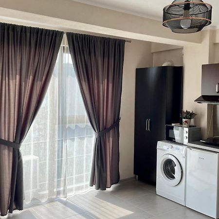 Апартаменты Apartament Luca Дробета-Турну-Северин Экстерьер фото
